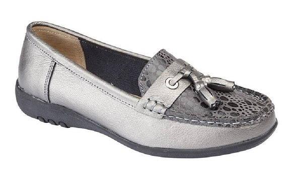 Boulevard Extra Wide Leather Loafer | Pewter